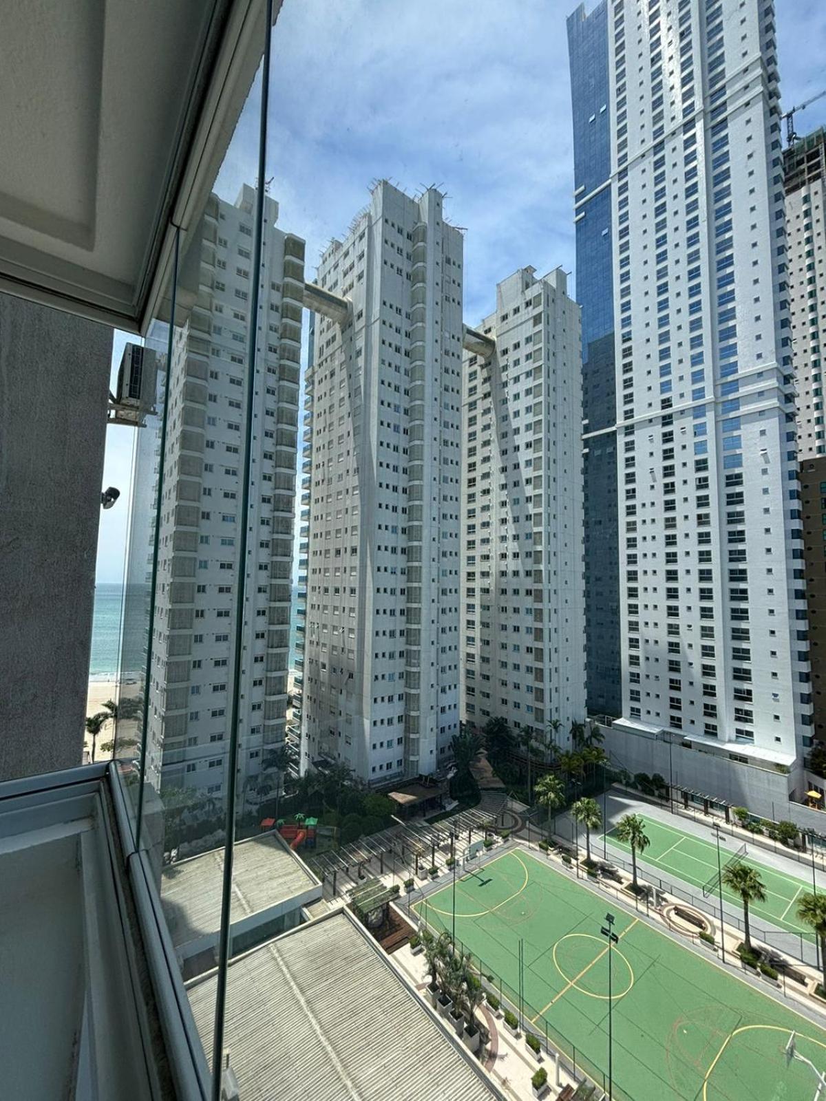 Apartment Quadra Mar, 1 Dos Quartos Com Ar-condicionado , Barra Sul
