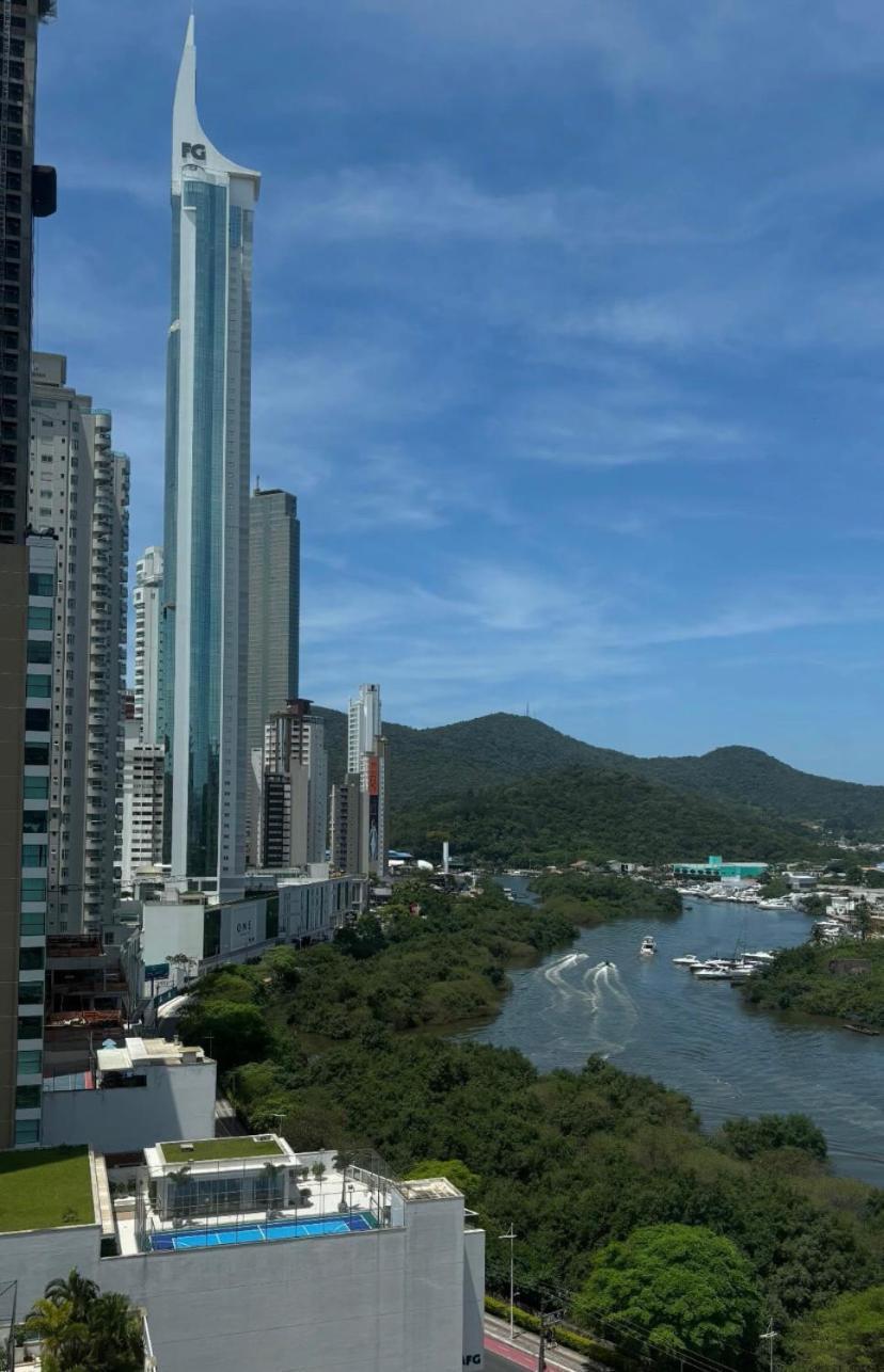 Quadra Mar, 1 Dos Quartos Com Ar-condicionado , Barra Sul * Balneário Camboriú